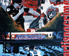 Titel: -- Art is no crime -- , Graffiti on train, busting scene